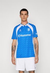 Спортивная форма Спортивная форма