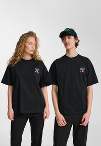 Футболка Футболка