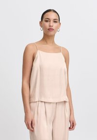 Топ на бретельках Топ на бретельках