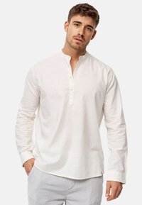 Рубашка Рубашка