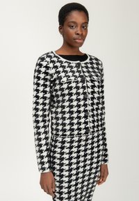 Кардиган Кардиган