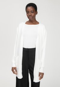 Длинный кардиган Длинный кардиган