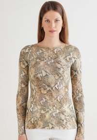 Лонгслив Лонгслив