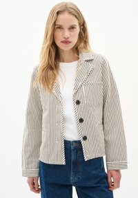 Блейзер Блейзер