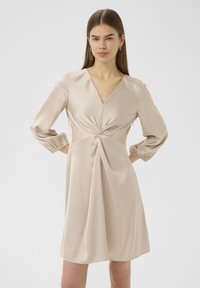 Платье Платье