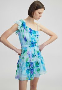 Летнее платье Летнее платье