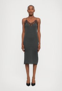 Коктейльное платье Коктейльное платье