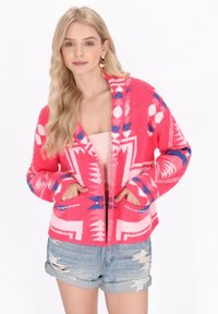 Жаккардовая вязаная кофта Жаккардовая вязаная кофта