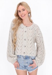 Вязаная кофта Вязаная кофта