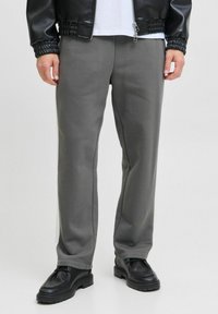 Спортивные штаны Спортивные штаны