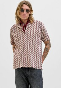 Рубашка с коротким рукавом Рубашка с коротким рукавом