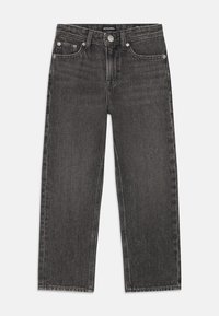 Джинсы Джинсы