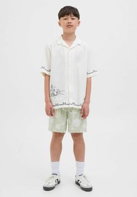 Шорты Шорты