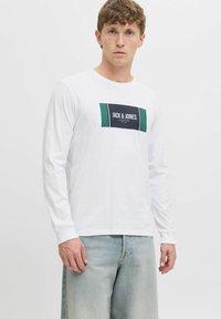 Лонгслив Лонгслив