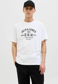 Футболка Футболка