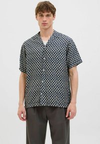 Рубашка с коротким рукавом Рубашка с коротким рукавом