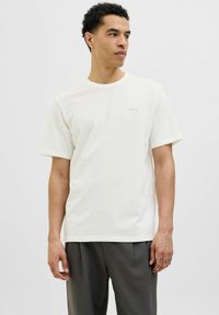 Футболка Футболка