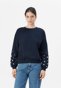 Толстовка Толстовка