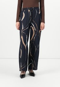 Широкие брюки Широкие брюки