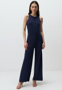 Комбинезон Комбинезон