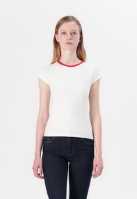 Футболка Футболка