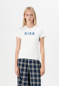 Футболка Футболка