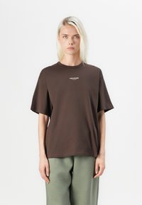 Футболка Футболка