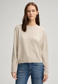 Пуловер Пуловер