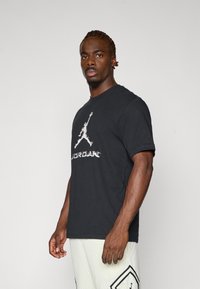 Спортивная майка Спортивная майка