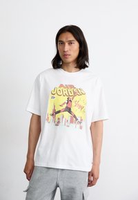 Футболка Футболка