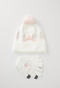 Перчатки Перчатки