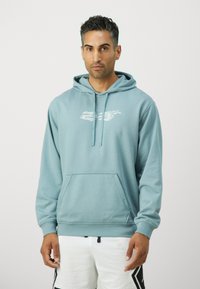 Спортивная кофта Спортивная кофта