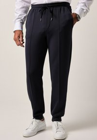 Спортивные штаны Спортивные штаны