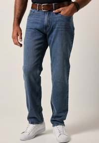 Прямые джинсы Прямые джинсы