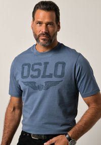 Футболка Футболка