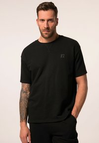 Футболка Футболка