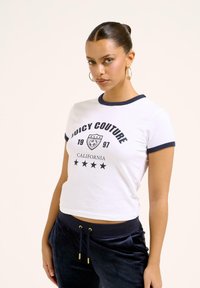 Футболка Футболка