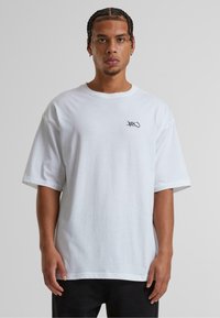 Футболка Футболка