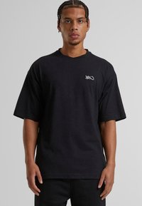 Футболка Футболка