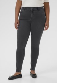 Узкие джинсы Узкие джинсы