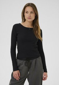 Лонгслив Лонгслив