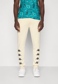 Спортивные штаны Спортивные штаны