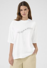 Футболка Футболка