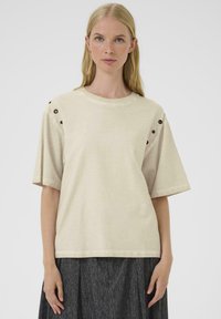 Футболка Футболка