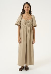 Летнее платье Летнее платье