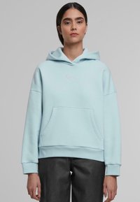 Пуловер с капюшоном Пуловер с капюшоном