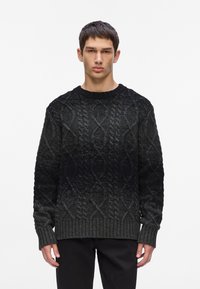 Пуловер Пуловер