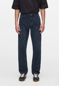 Прямые джинсы Прямые джинсы