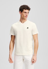 Футболка Футболка