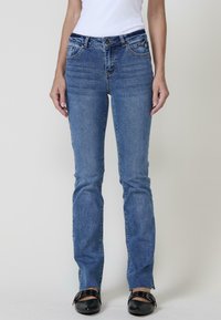 Джинсы Джинсы